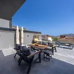 Villa Premium5 *